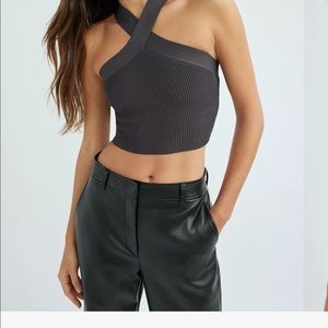 Sculpt Knit Criss Cross Cropped Tank from Aritizia  grey (brand new)